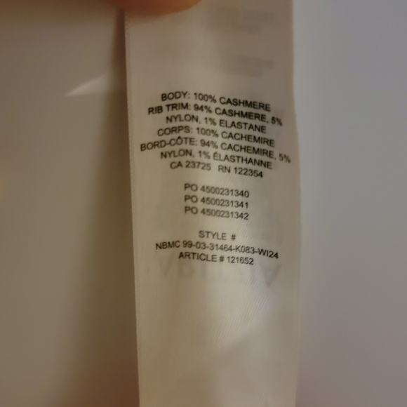 Aritzia Essential Cashmere Relaxed Crew Sweater Red Size 2XS - Picture 5 of 5